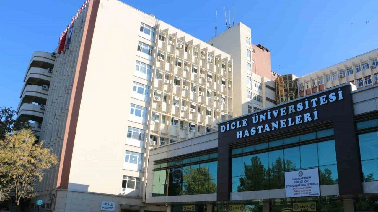 Guneydogunun Saglik Ussu Olan Dicle Universitesi Hastaneleri 2023Te 1 Milyon 200 Bin Hastaya Hizmet Verdijpg