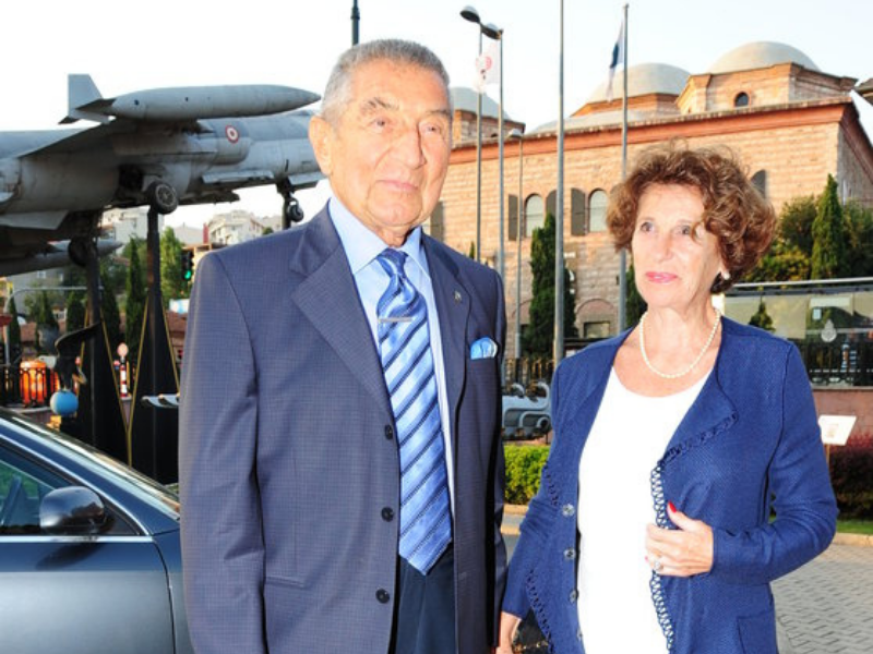 Osman Boyner Kimdir