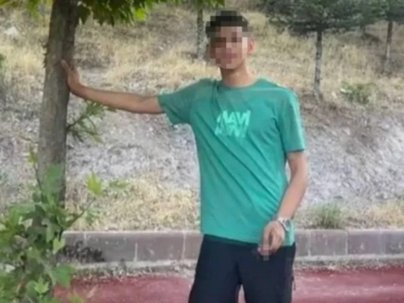 15 Yaşındaki Fatih Bıçaklanarak Öldürüldü; Aile Tehdit Edildi (2)