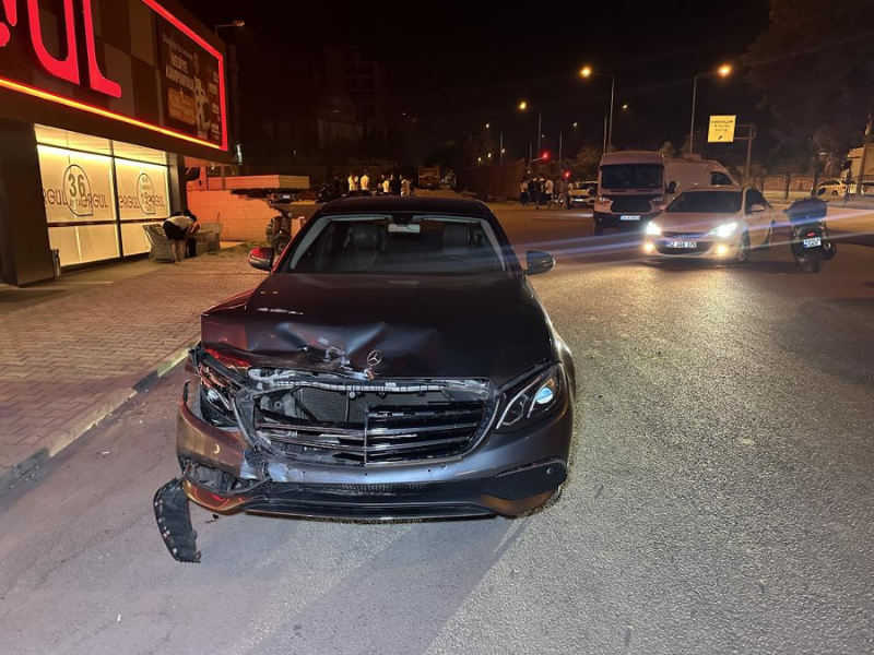 Adıyaman’da Kaza Sürücü Kaçtı, 1 Kişi Yaralandı! (2)