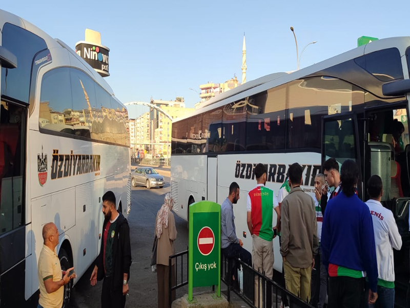 Amedspor Taraftarları Van Yolunda1