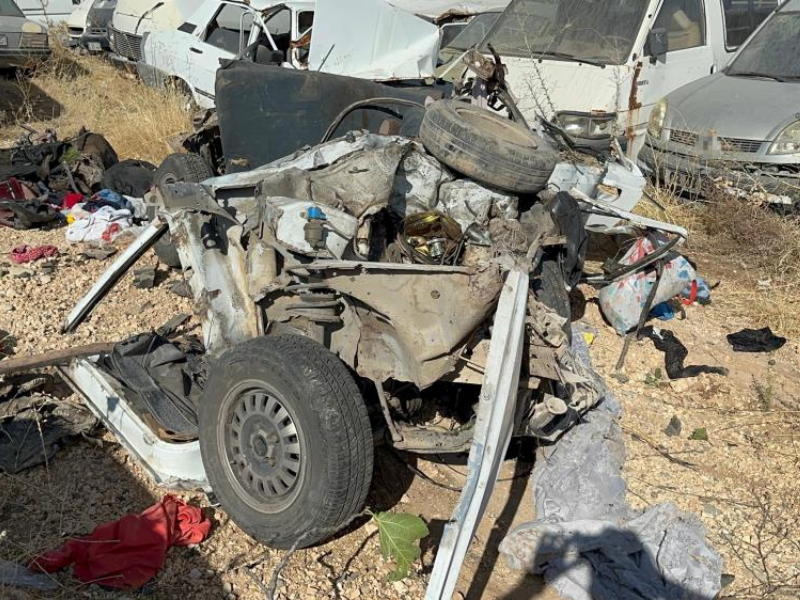 Diyarbakır Firmasına Ait Otobüs Kaza Yaptı 4 Ölü 1 Yaralı