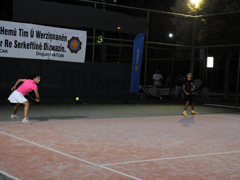 Diyarbakır’da 15. Amed Cup Tenis Turnuvası Coşkuyla Başladı (2)
