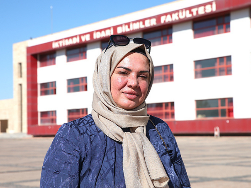 Diyarbakır’da 44 Yaşında Üniversite Hayalini Gerçekleştirdi (2)