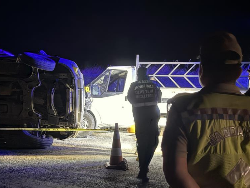 Diyarbakır’da Feci Çarpışma 2 Ölü 1 Yaralı (3)