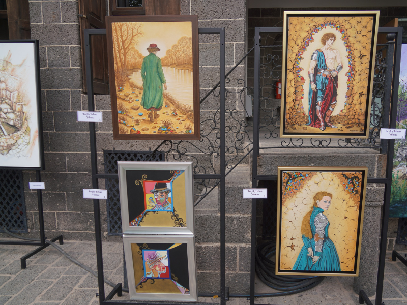 Diyarbakır'da Iki Önemli Sanat Sergisi Açıldı2