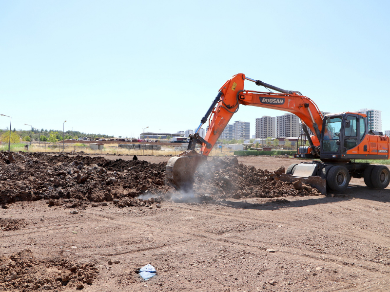 Diyarbakır’da Tıbbi Ve Aromatik Bitki Bahçesi Projesi Hız Kazandı (2)