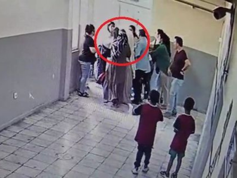 Diyarbakır’da Veli Öğretmene Tokat Attı (2)