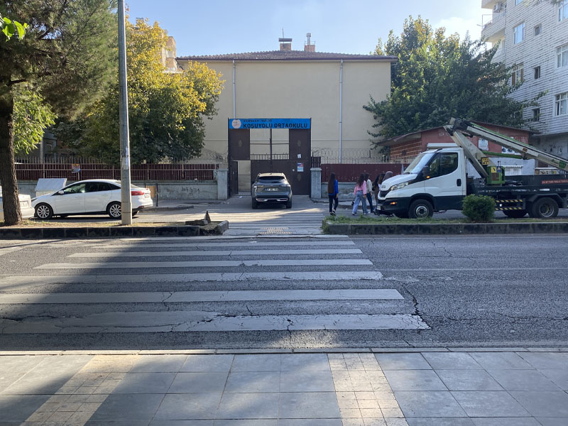 Diyarbakır’da Yıkımın Gölgesinde Orta Okul Eğitimi3