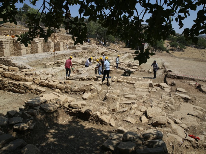 Diyarbakır’daki Kazılar Tarihi 200 Yıl Geriye Götürdü (2)