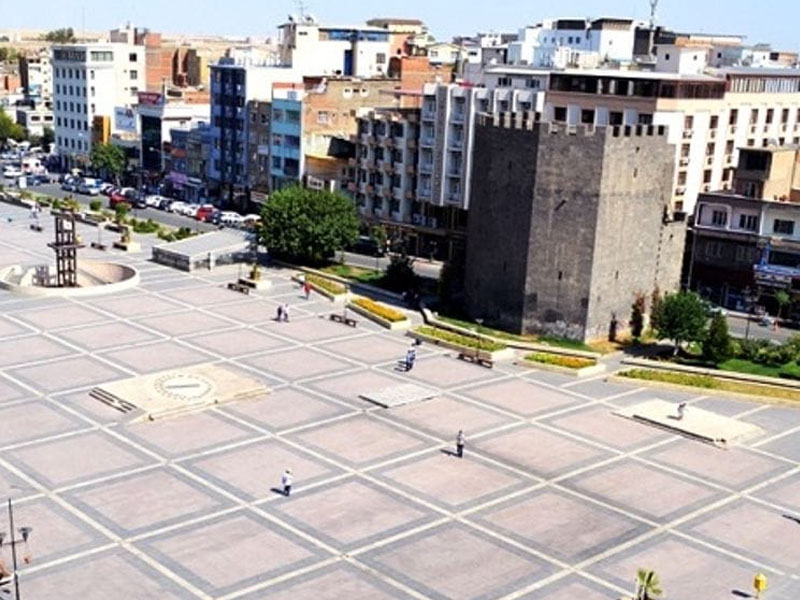 Diyarbakır’daki Tek Beden Burcu’nun Ismi Değişiyor156