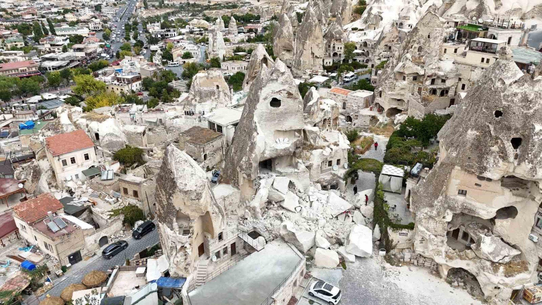 Kapadokya’da Peribacası Çöktü-1