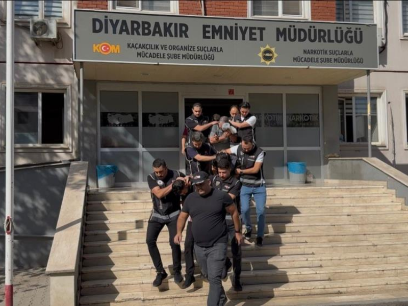 Diyarbakır Merkezli 12 Ilde Silah Ticaretine Ağır Darbe (2)