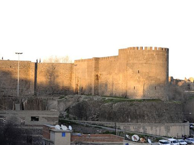 Diyarbakır Surlarını Yıkımdan Kim Kurtardı3