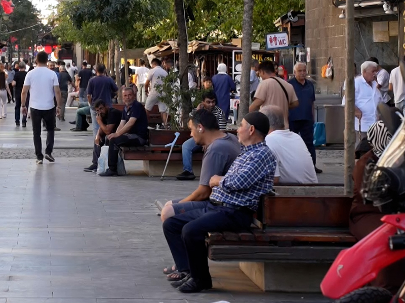 Diyarbakır’da Din Ticareti Tartışması4