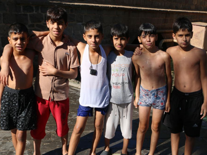 Diyarbakır’da Ekim Serinliği Çocukları Engelleyemedi (2)