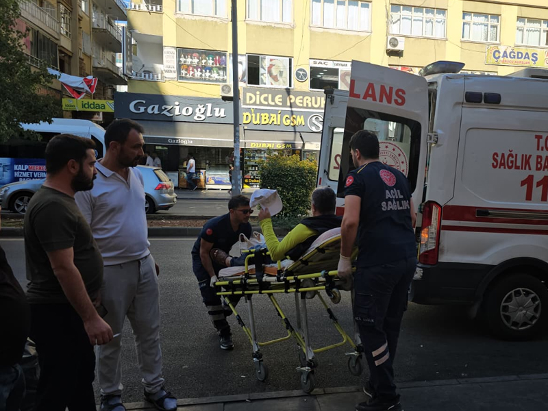 Diyarbakır’da Engelli Bir Kişi Epilepsi Krizi Geçirdi3