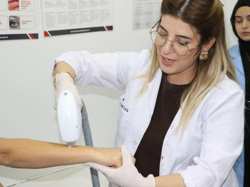 Diyarbakır’da Öğrenciler Hem Meslek Öğreniyor Hem De Kazanıyor (3)