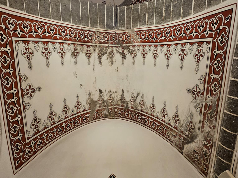 Diyarbakır’da Tadilat Gerekçesiyle 3 Ay Kapalı Kalan Cami, Tadilat Yapılmadan Açıldı5