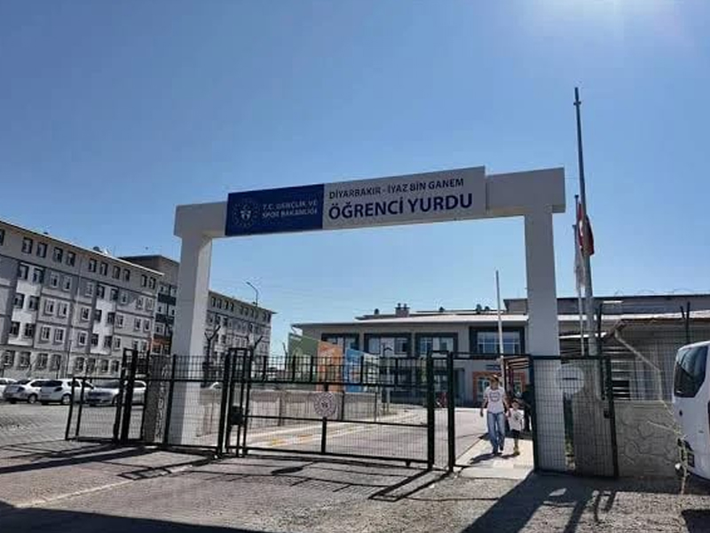 Diyarbakır’daki Kyk Kız Yurdunda Akrep Alarmı.2Jpg