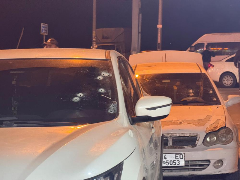 Kahvehaneye Mermi Yağmuru! (2)