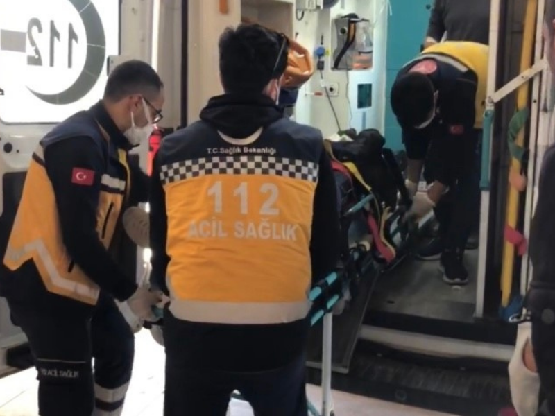 Şanlıurfa’da Yol Kenarında Vurulmuş 2 Genç Bulundu (2)