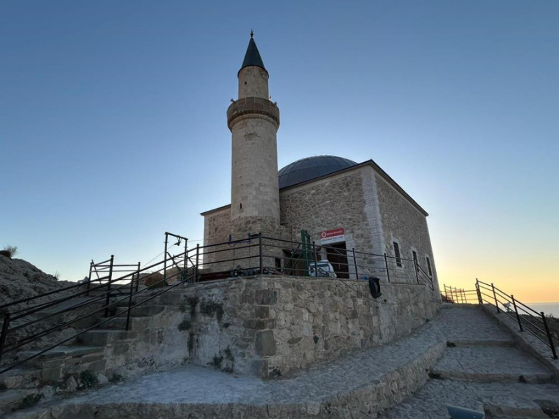 Van Kalesi Surlarına Korkuluk Yerleştirildi (2)