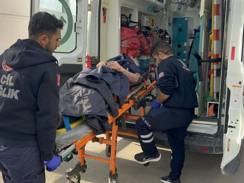 Adıyaman’da Trafik Kazası 3 Infaz Koruma Memuru Yaralandı (2)