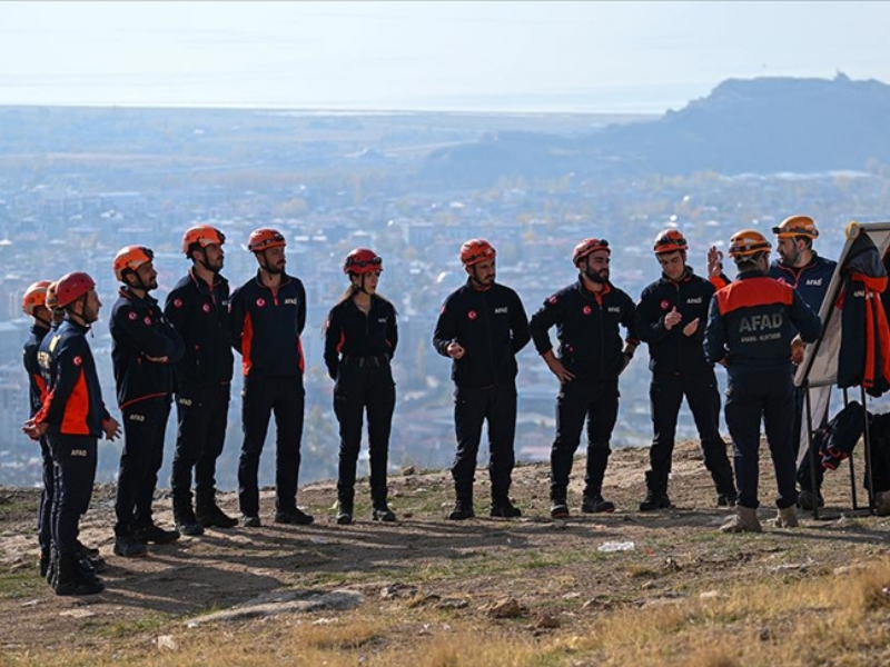 Afad’dan 40 Günlük Zorlu Arazi Eğitimi (1)