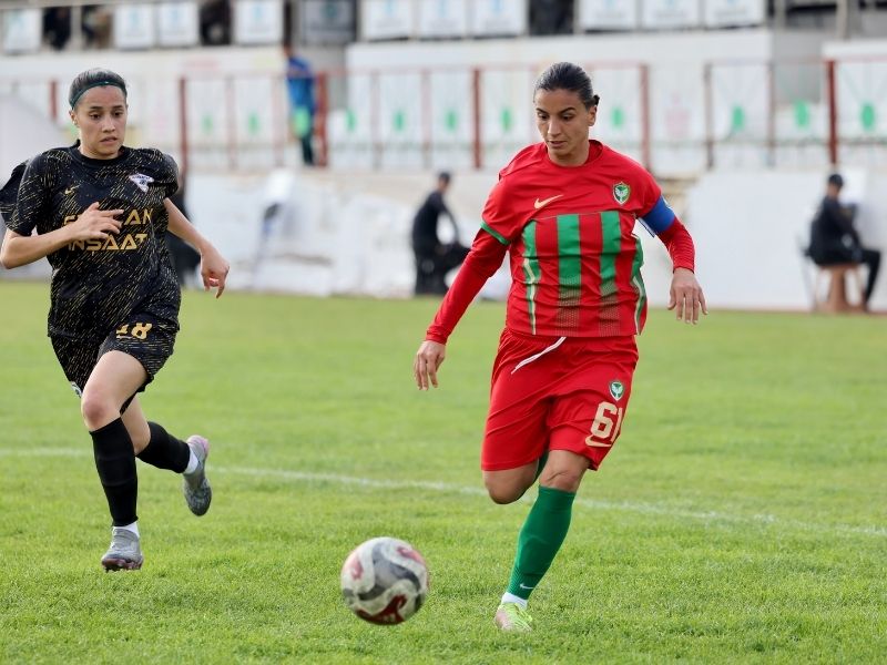 Amedspor Kadınları Sahada Fırtına Gibi Esti 14 Gollü Zafer