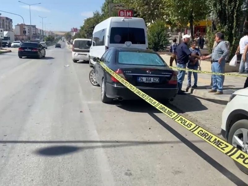 Çay Ocağında Oturan Yaşlı Adam Çatışmada Vurularak Öldü11