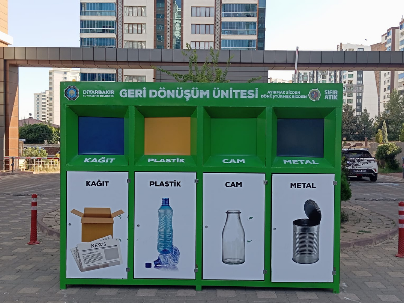 Diyarbakır’da 15 Sitede Geri Dönüşüm Projesi Başladı (2)