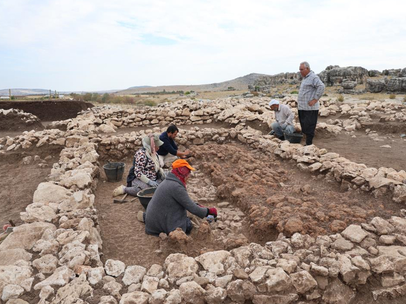 Diyarbakır’da 5 Bin Yıllık Deprem Kalıntısı Ortaya Çıkarıldı3