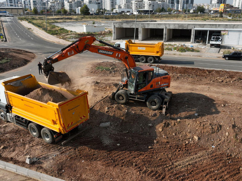 Diyarbakır’da 60 Bin Metrekarelik Peyzaj Hamlesi (3)