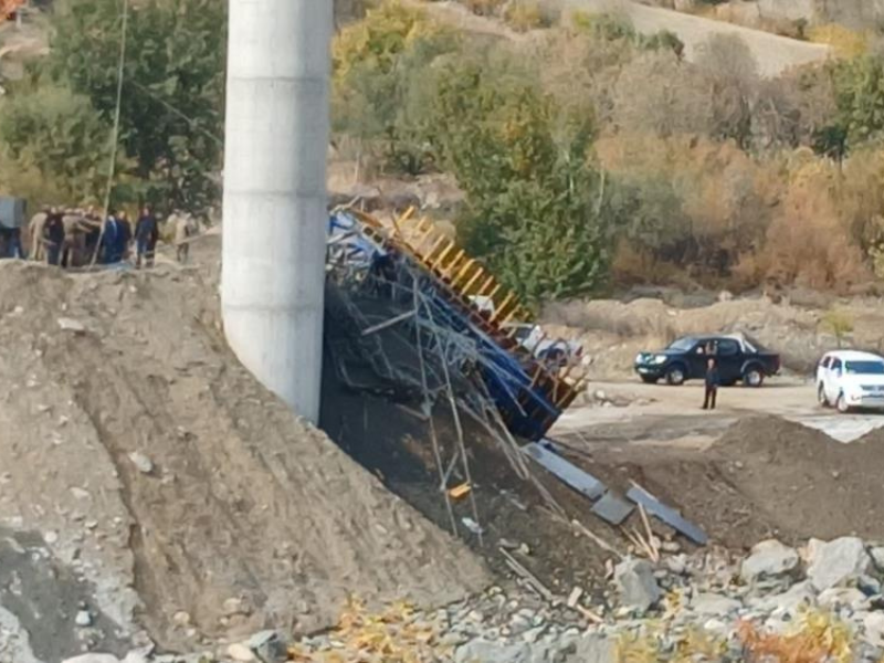 Diyarbakır’da Inşaat Faciasında Ölü Sayısı 3’E Yükseldi-1