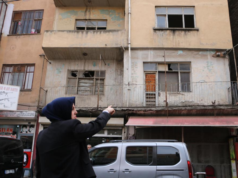 Diyarbakır’da Kadın Muhtarın Deprem Mücadelesi-1