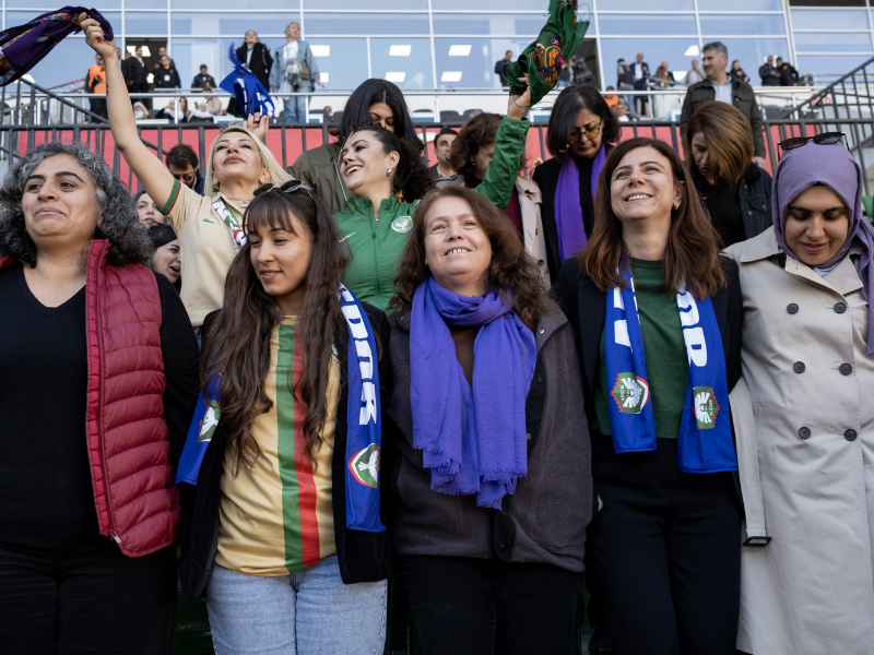 Diyarbakır’da Kadına Yönelik Şiddete Karşı Gününde Futbol Coşkusu (3)