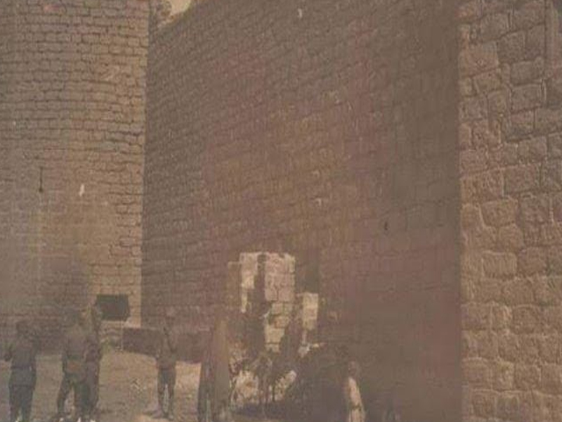 Diyarbakır’daki 500 Yıllık Tarihi Çeşme Çöplük Yuvasına Döndü5