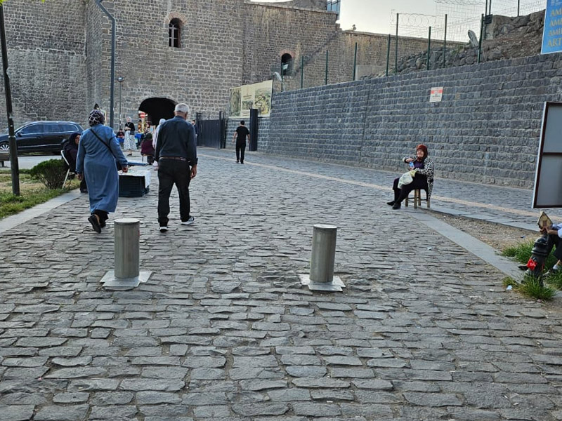 Diyarbakır’ın Tarihi Ilçesinde Araç Karmaşası Yeniden Başladı6