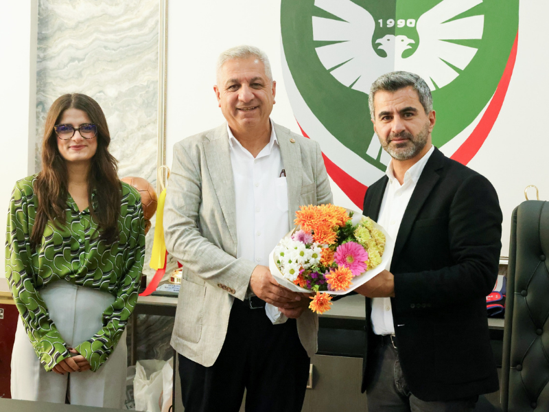 Emep Genel Başkanı Amedspor’u Ziyaret Etti (2)
