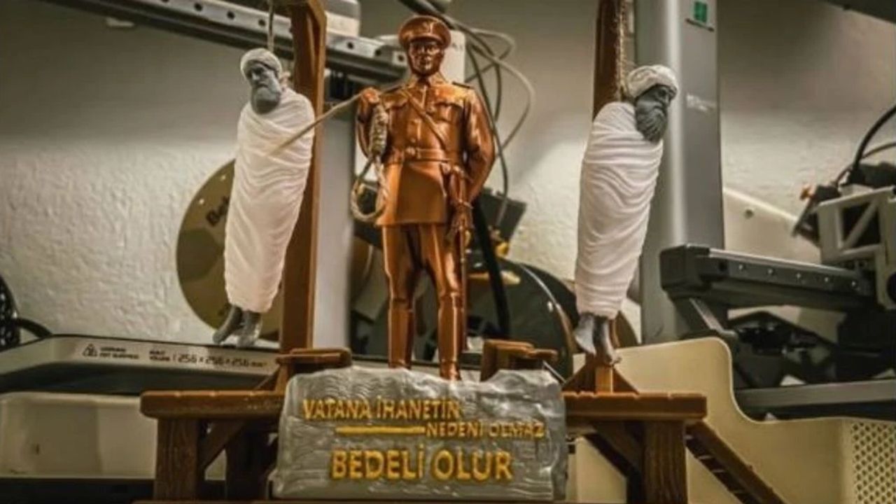 Şeyh Said’e Hakaret Içeren Maketler Satıştan Kaldırıldı