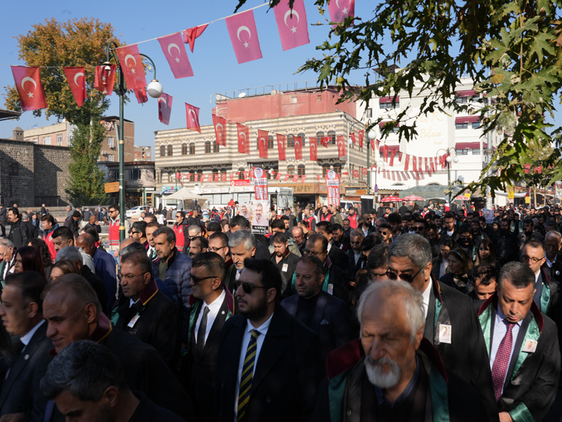 Tahir Elçi, Vefatının 10. Yılında Dört Ayaklı Minare Önünde Anıldı3