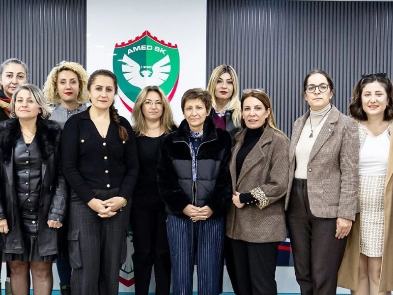Amedspor'da Kadın Futbolunun Geleceği Masaya Yatırıldı (2)