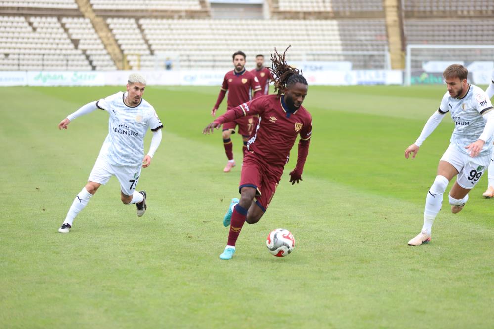 Amedspor’un Bu Haftaki Rakibi 3 Puan Aldı, Yarış Kızıştı (2)