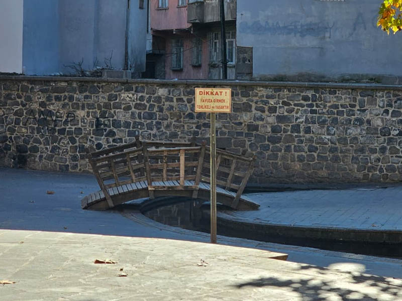 Diyarbakır’da Çocuklar Soğuk Havaya Rağmen Anzele’den Vazgeçmiyor5