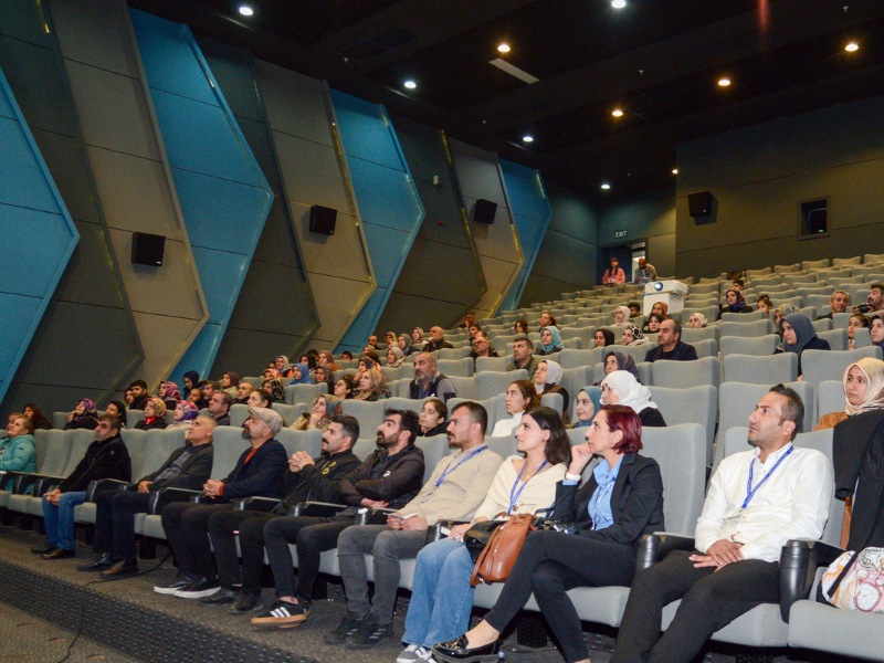 Diyarbakır’da Eğitimde Kritik Uyarı Ailenin Rolü Hayati! (2)