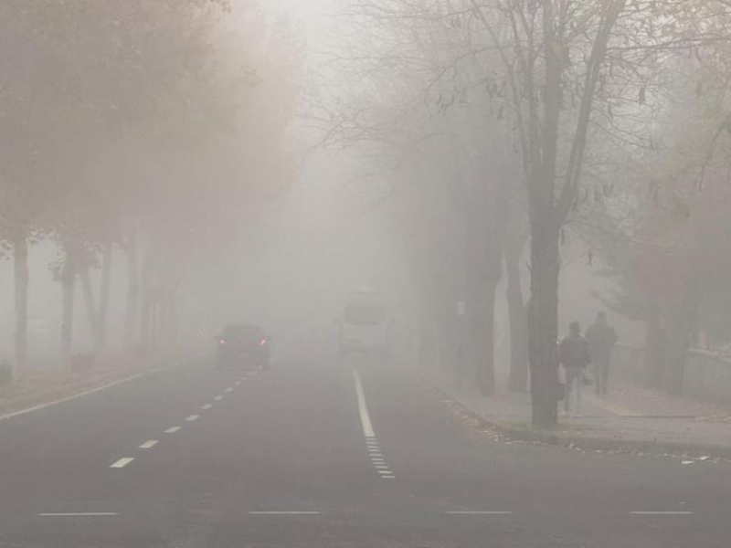 Diyarbakır’da Sis Görüş Mesafesini Düşürdü (2)