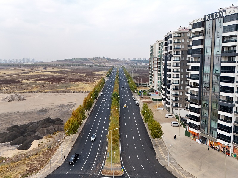 Diyarbakır’da Yol Yenileme Çalışmaları Sürüyor3