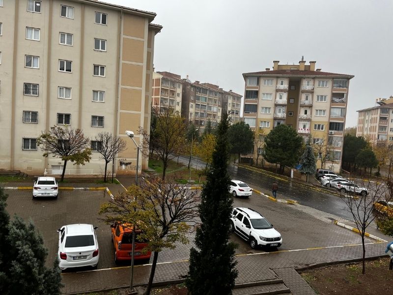 Şiddetli Yağış Diyarbakır’ı Vurdu Şehirde Hayat Durdu (2)