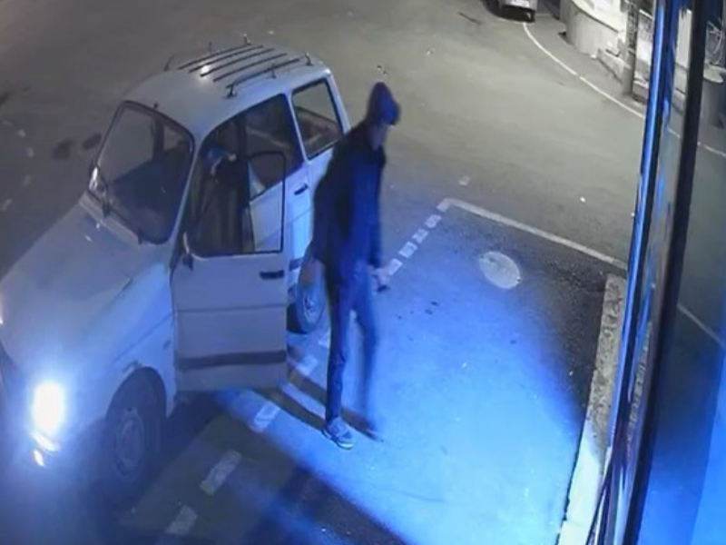 Yanmış Aracın Yanında Başı Olmayan Çoban Cesedi Bulundu (3)